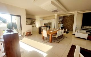 4 Bedroom House For Sale in Afrodite Beach