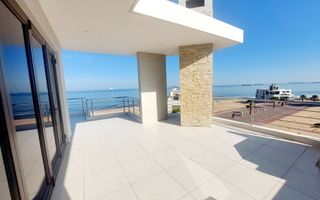 4 Bedroom House For Sale in Afrodite Beach