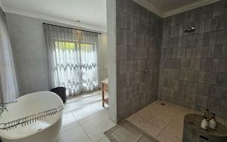 5 Bedroom House For Sale in Swakopmund Central, Swakopmund