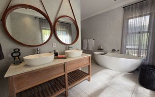 5 Bedroom House For Sale in Swakopmund Central, Swakopmund