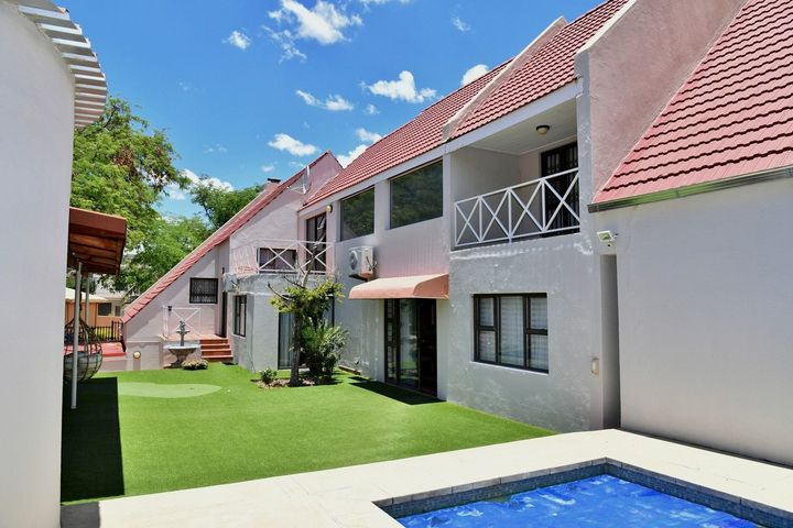 4 Bedroom House For Sale in Ludwigsdorf, Windhoek