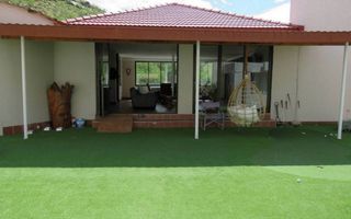 4 Bedroom House For Sale in Ludwigsdorf, Windhoek