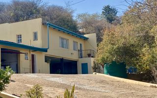 2 Bedroom Flat To Rent in Luxury Hill, Windhoek