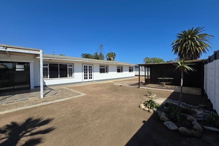 3 Bedroom House For Sale in Vineta, Swakopmund