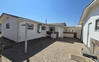 3 Bedroom House For Sale in Vineta, Swakopmund