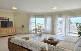 2 Bedroom Apartment For Sale in Swakopmund Central, Swakopmu...