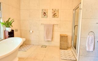5 Bedroom House For Sale in Windhoek Central, Windhoek
