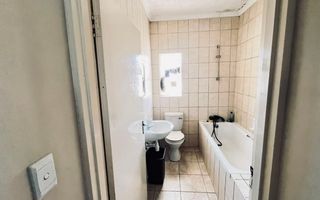 2 Bedroom Apartment For Sale in Goreangab, Windhoek