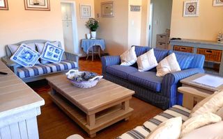 8 Bedroom House For Sale in Vineta, Swakopmund