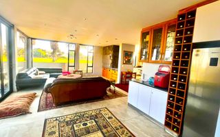 8 Bedroom House For Sale in Vineta, Swakopmund