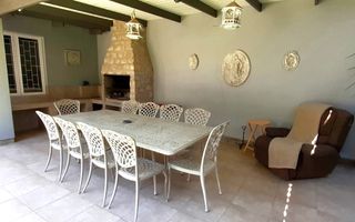 8 Bedroom House For Sale in Vineta, Swakopmund