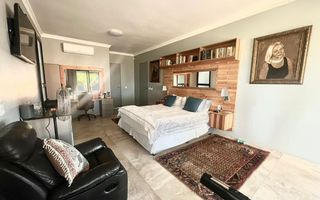 8 Bedroom House For Sale in Vineta, Swakopmund