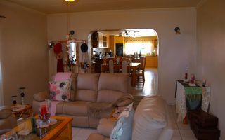 5 Bedroom Freehold For Sale in Walvis Bay Central