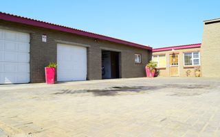 5 Bedroom Freehold For Sale in Walvis Bay Central