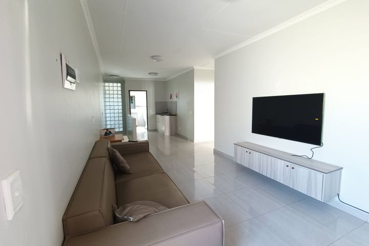 2 Bedroom Apartment For Sale in Walvis Bay Central
