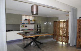 9 Bedroom House For Sale in Eros, Windhoek