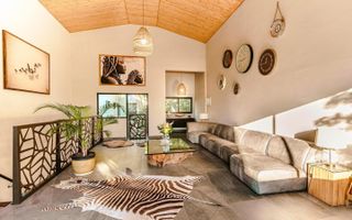 9 Bedroom House For Sale in Eros, Windhoek