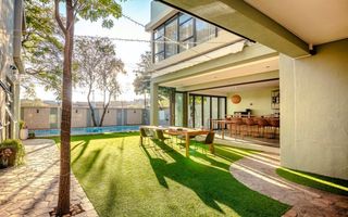 9 Bedroom House For Sale in Eros, Windhoek