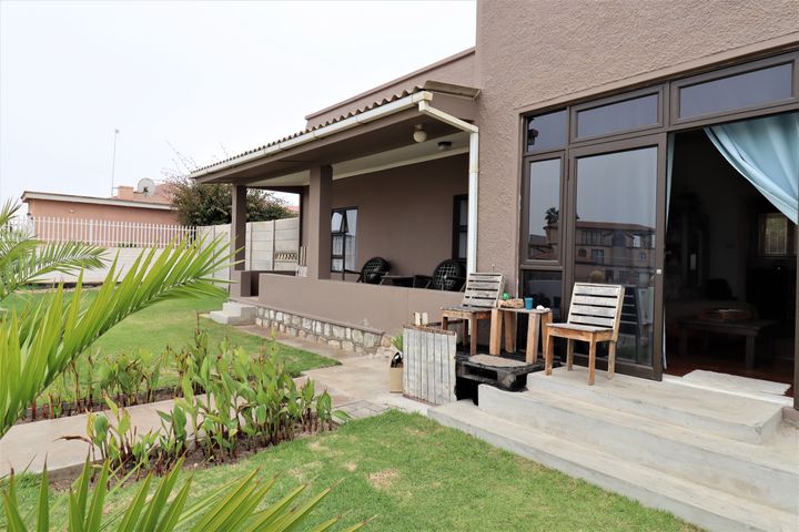 2 Bedroom House For Sale in Vineta, Swakopmund