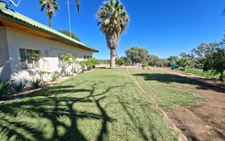 Farm For Sale in Okahandja