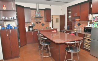 4 Bedroom House For Sale in Academia, Windhoek