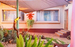 4 Bedroom House For Sale in Windhoek Central, Windhoek