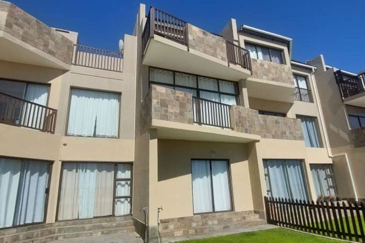 2 Bedroom House For Sale in Dolphin Beach