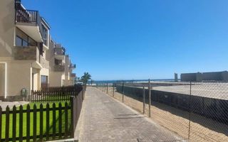 2 Bedroom House For Sale in Dolphin Beach