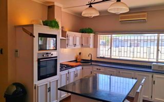 3 Bedroom House For Sale in Windhoek Central, Windhoek