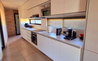 1 Bedroom Apartment To Rent in Windhoek Central, Windhoek
