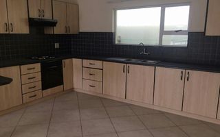 3 Bedroom House To Rent in Mile 4 Extension 1, Swakopmund