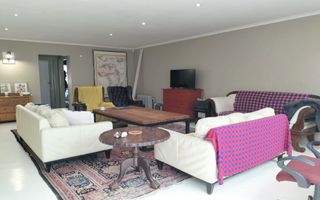 5 Bedroom House For Sale in Walvis Bay Central