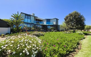 5 Bedroom House For Sale in Vineta, Swakopmund
