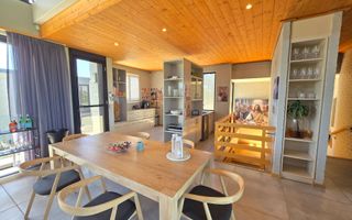 5 Bedroom House For Sale in Vineta, Swakopmund