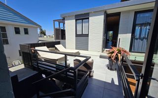 5 Bedroom House For Sale in Vineta, Swakopmund