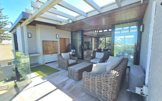 5 Bedroom House For Sale in Vineta, Swakopmund