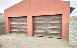 5 Bedroom House For Sale in Walvis Bay Central