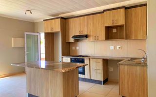 2 Bedroom Apartment For Sale in Windhoek Central, Windhoek
