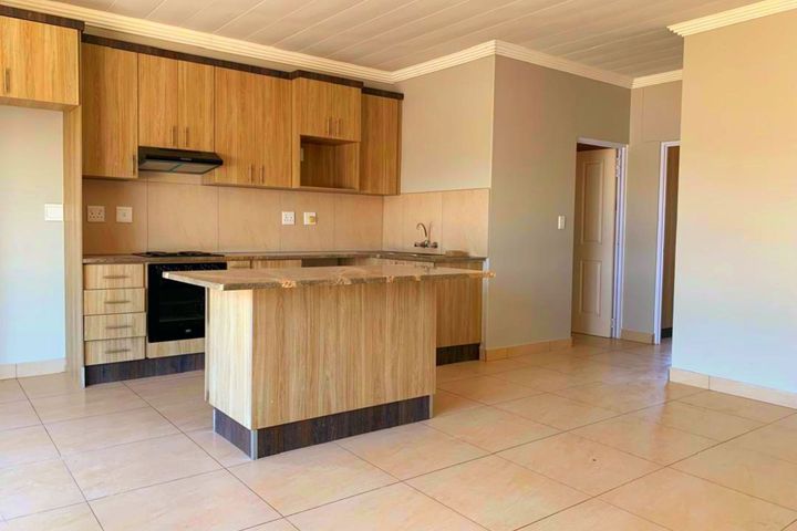 2 Bedroom Apartment For Sale in Windhoek Central, Windhoek