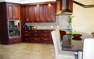 7 Bedroom Freehold For Sale in Langstrand