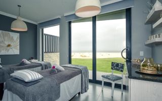 1 Bedroom Apartment For Sale in Dolphin Beach