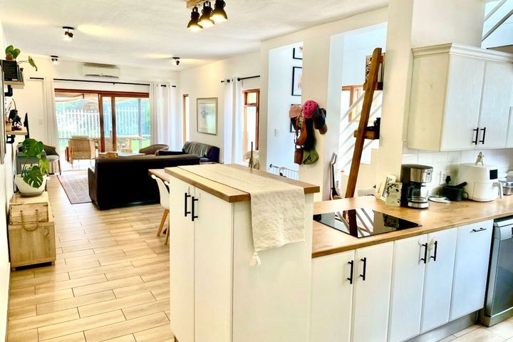 3 Bedroom House For Sale in Avis, Windhoek