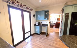 3 Bedroom House For Sale in Long Beach