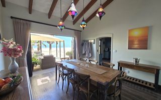 3 Bedroom House For Sale in Long Beach