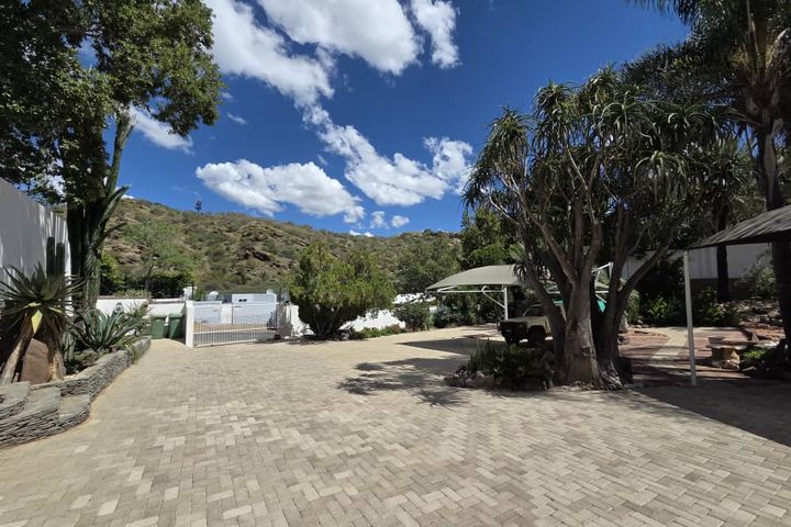 House For Sale in Ludwigsdorf, Windhoek