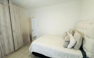 Townhouse For Sale in Rocky Crest, Windhoek