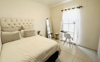 Townhouse For Sale in Rocky Crest, Windhoek