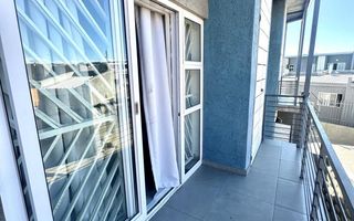 Townhouse For Sale in Rocky Crest, Windhoek