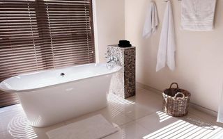 Townhouse To Rent in Avis, Windhoek