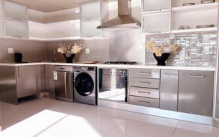 Townhouse To Rent in Avis, Windhoek